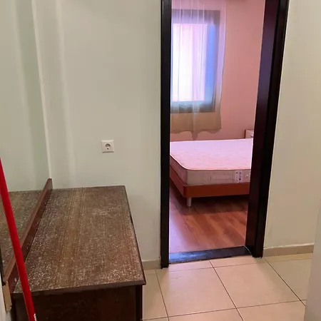 двустаен *